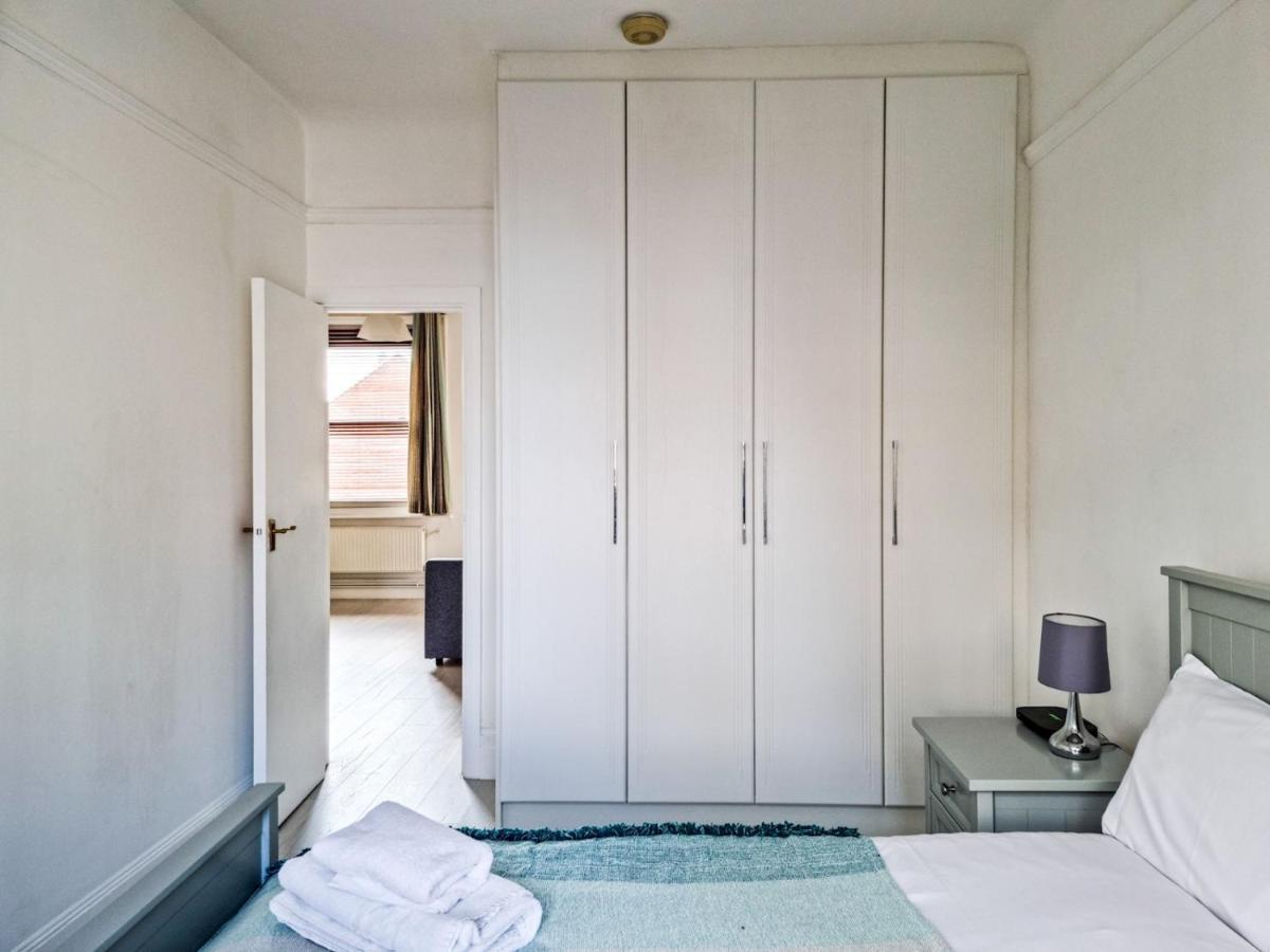 Appartement Pass The Keys Wimbledon Hideaway à Londres Extérieur photo