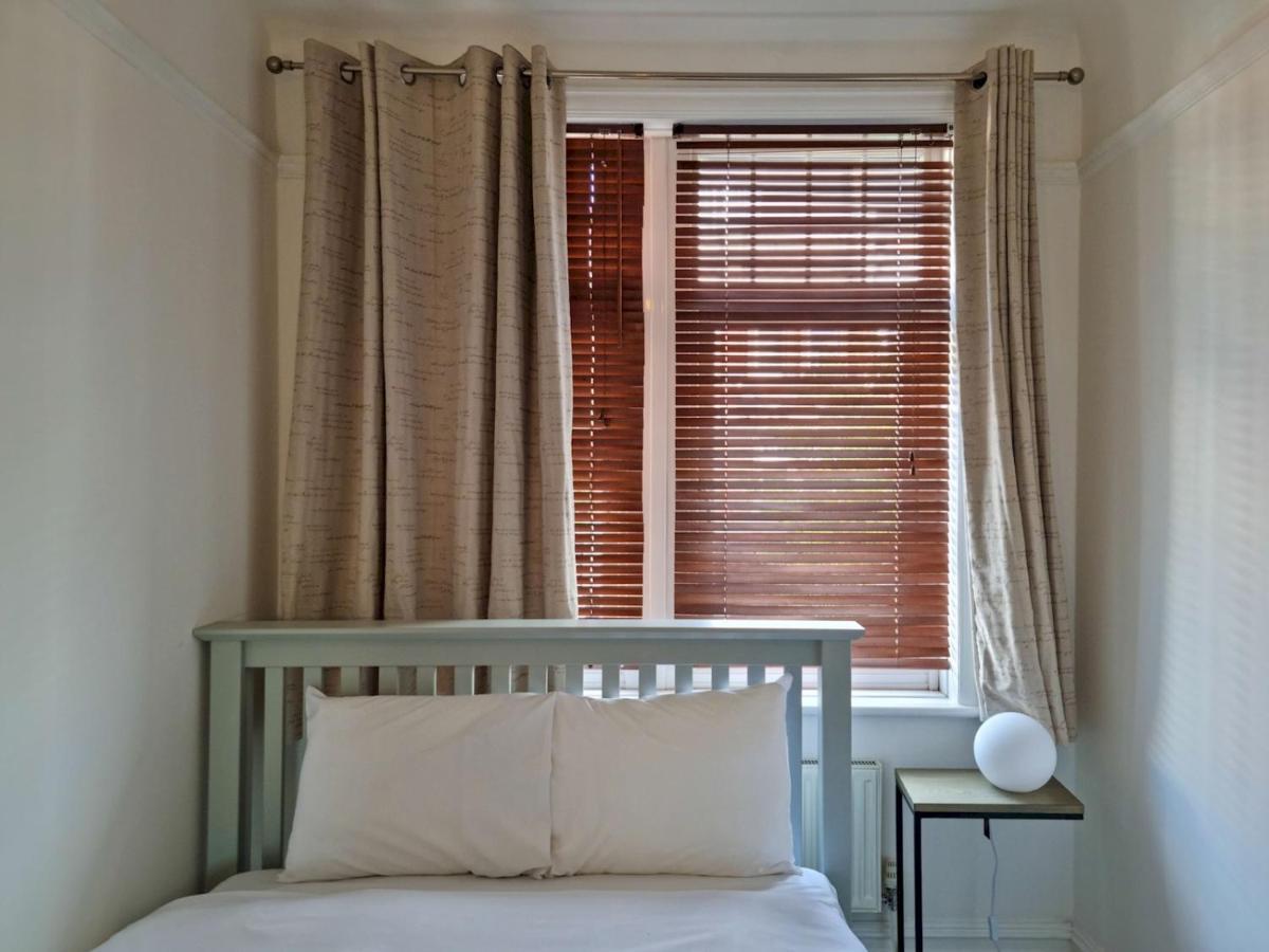 Appartement Pass The Keys Wimbledon Hideaway à Londres Extérieur photo